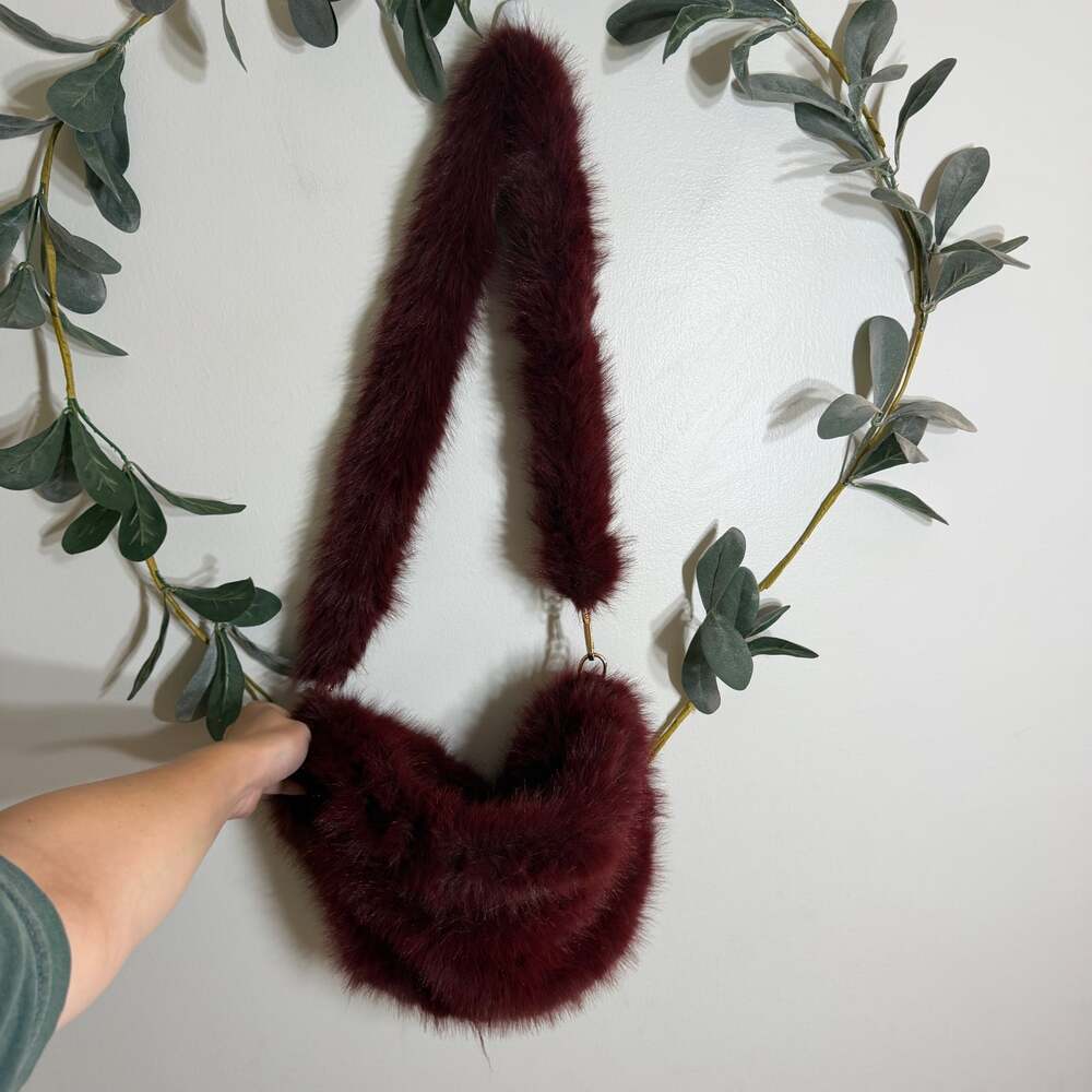 NWT Coco + Carmen Arleigh Faux Fur Crossbody Purse